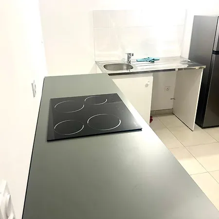 Accommodatie bij particulieren Ref B A Louer A 6 Minutes De Disneyland Dans Un Grand Partage
